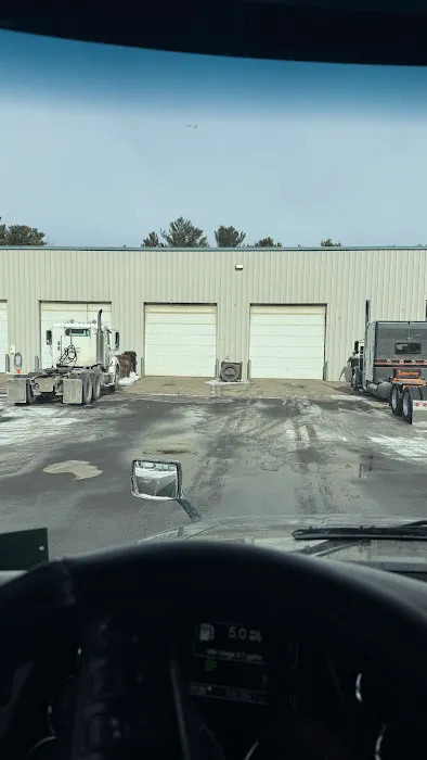 Long Haul Fleet Services 0