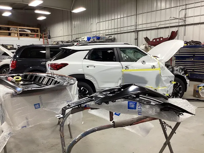 Menke Collision Center 4