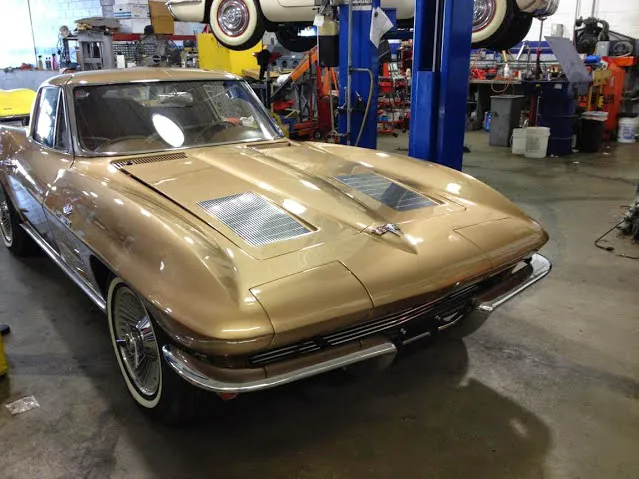 Freddy's Auto Body 8