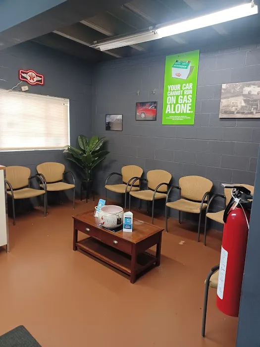 Fox Auto Repair & Tire Shop 3