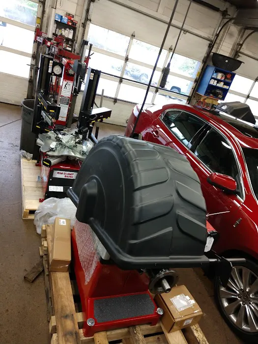 EGM Automotive 1
