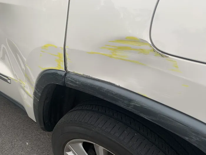 Glenbard Auto Body 4