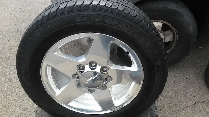 Orlando's Tire Shop 3