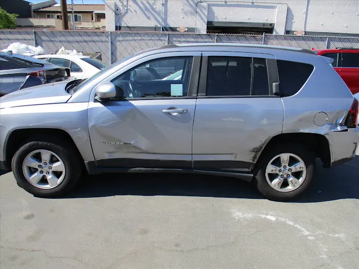 Ron's Body Shop 3