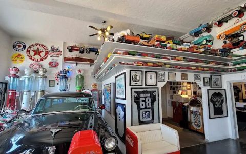 Ron's Body Shop