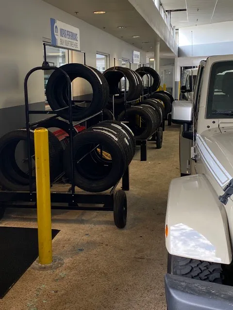 Chrysler Dodge Jeep Ram Parts Department 3