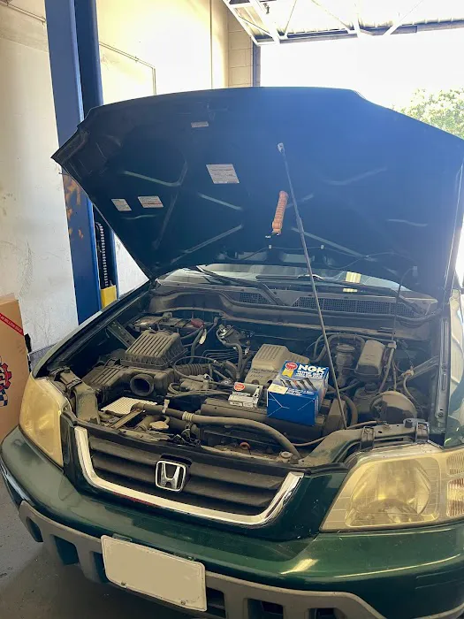 Law’s Auto Service 6