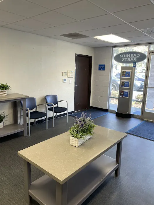 Honda Service Center 1