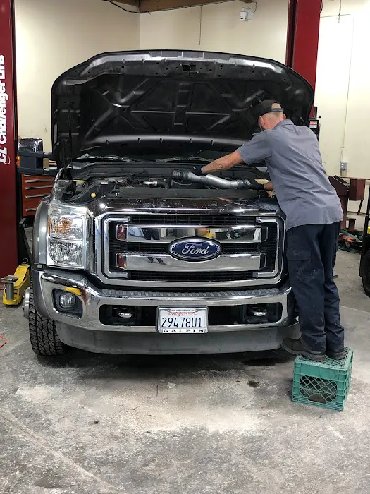 Advanced Diesel & Truck Repair 4