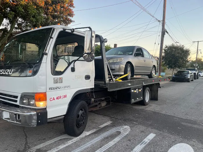 Riveras auto repair & servicio de grúa 9