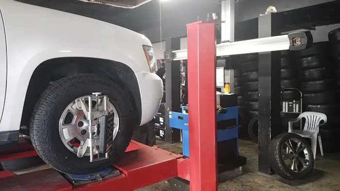 City tires and auto service 3