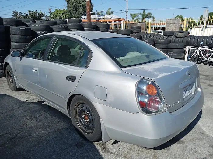 Alberto's road service 1