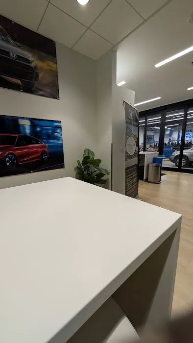 Carland Service Center 8