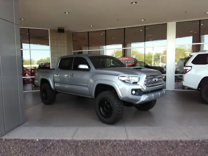AutoNation Toyota Tempe Service Center 2