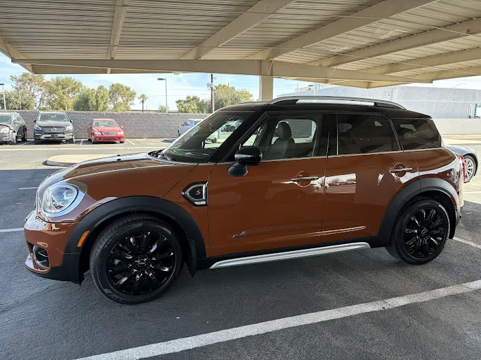 MINI of Tempe Service & Parts 6
