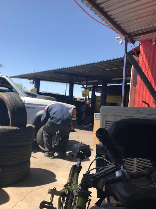 V8 Auto Service 2