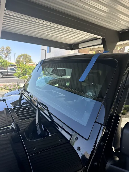Caliber Auto Glass 1