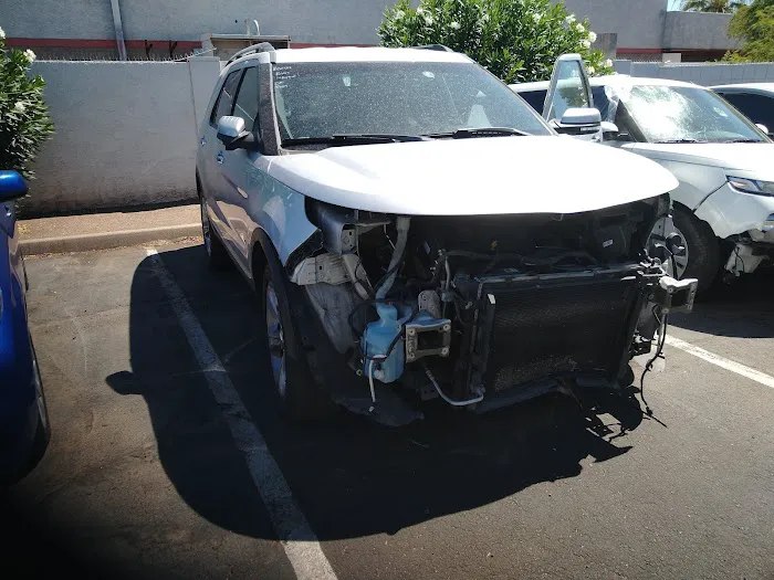 Scottsdale Premier Collision 4