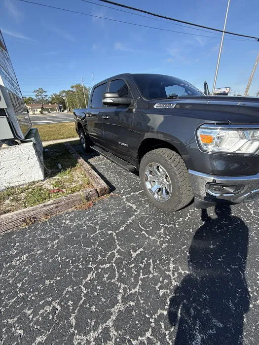 Joe Hudson's Collision Center 3