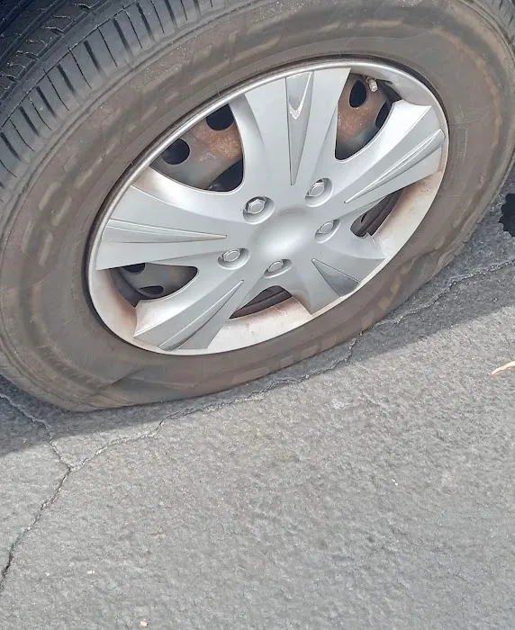 Hahn's Tire Outlet 5