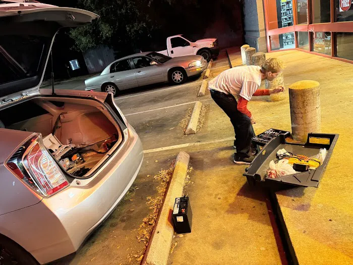 AutoZone Auto Parts 0