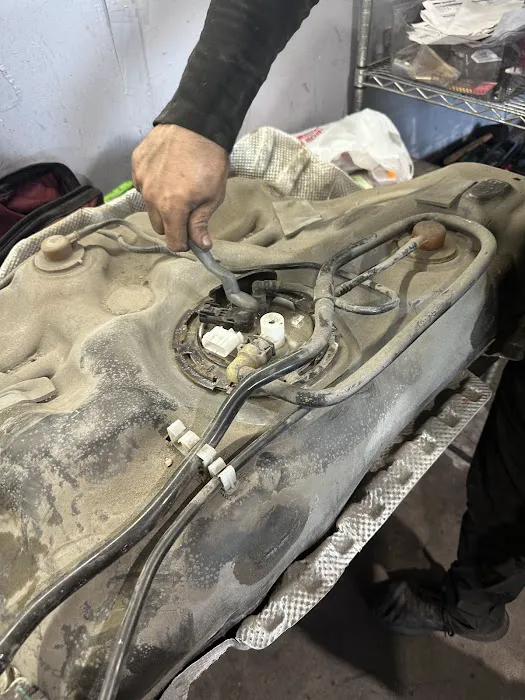 Automotive Mechanic L&S 9