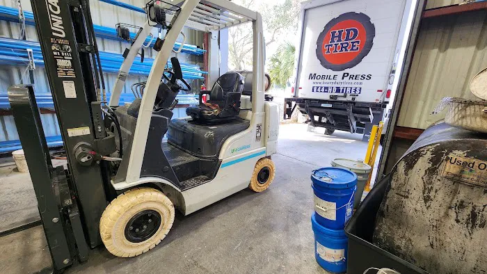 Heavy Duty Tire LLC 4