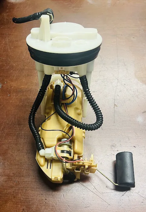 Orniel’s used auto parts 3
