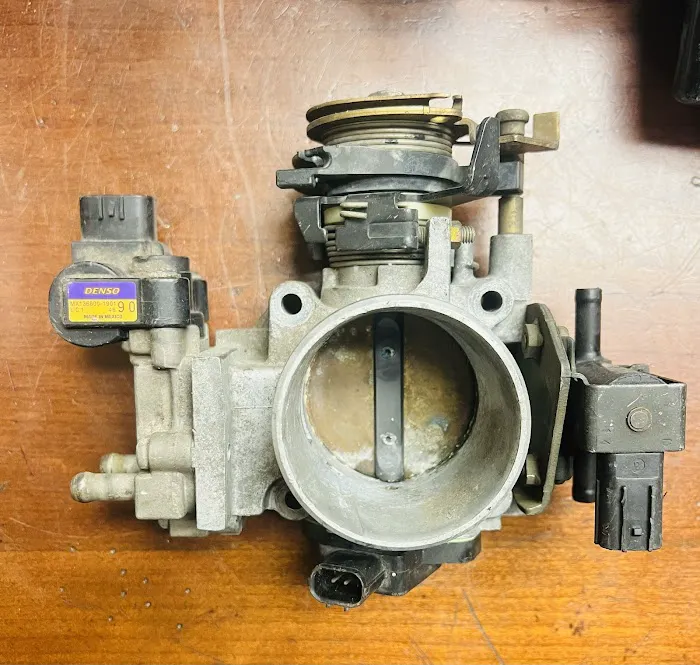 Orniel’s used auto parts 8