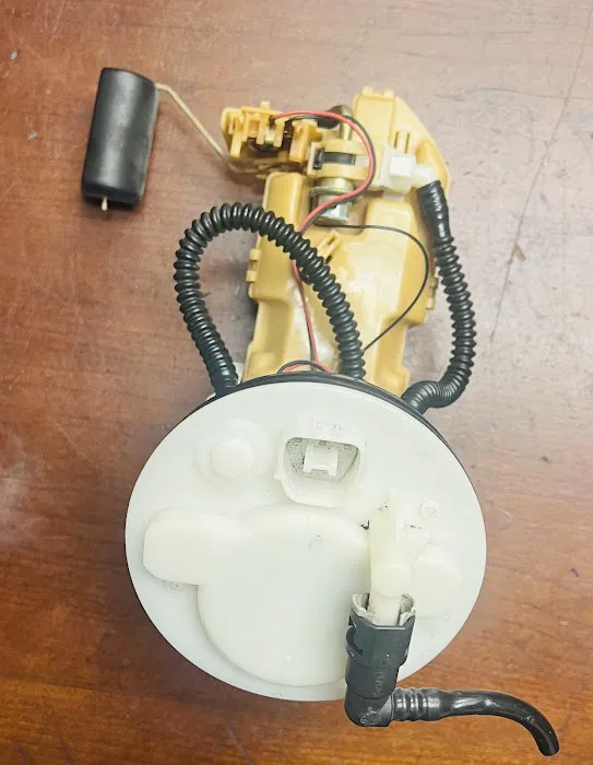 Orniel’s used auto parts 6