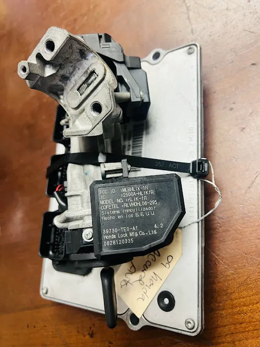 Orniel’s used auto parts 9