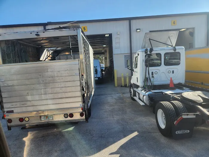 Penske Repair & Refinish 0