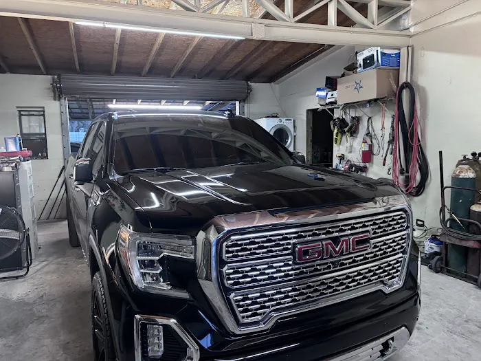 Fergie's Body Shop 1