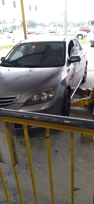 Xpress Auto Care 7