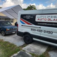Lloydu2019s Of Shelton Auto Glass