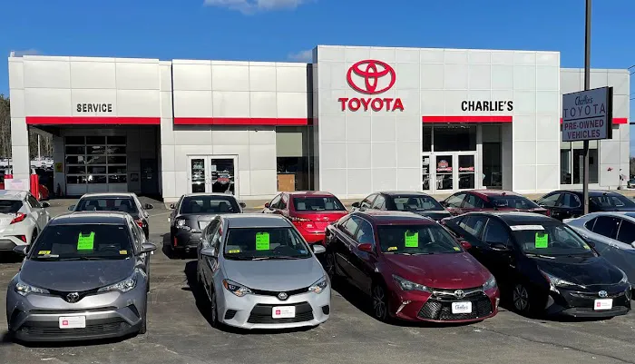 Charlie's Toyota Service Center 7