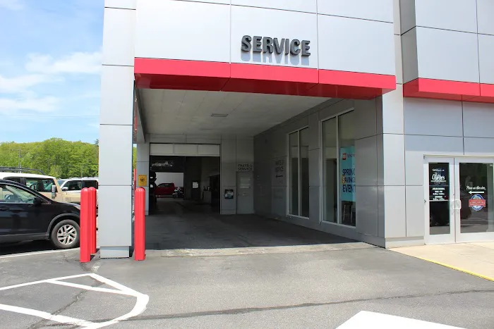 Charlie's Toyota Service Center 0
