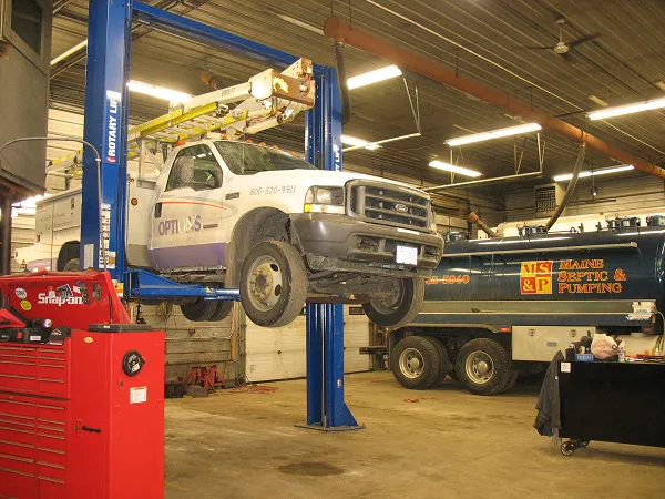 Fleet Truck & Refrigeration Inc 9
