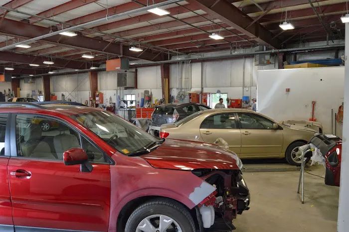 Charlie's Collision Center 2