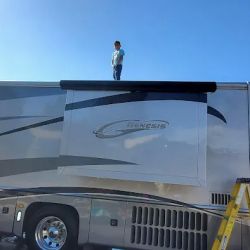 Phillips RV Repair services ico