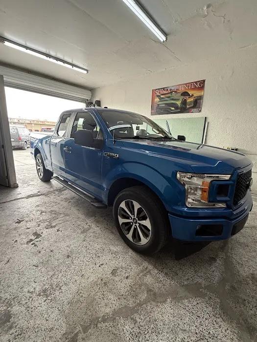 Castaneda Window tint Auto Glass & repairs 3