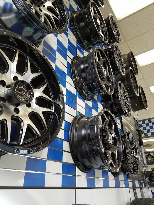 Les Schwab Tire Center 0
