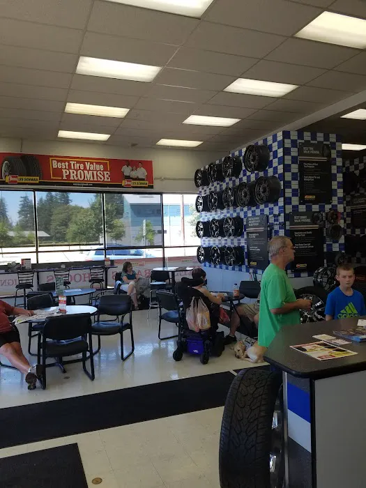 Les Schwab Tire Center 3