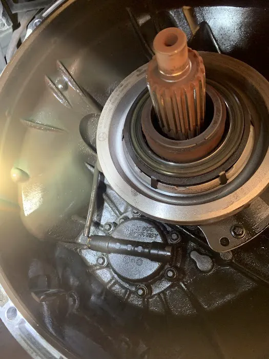 (Road service)Chuy's transmission and semi repair llc 4