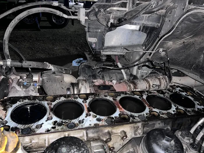 (Road service)Chuy's transmission and semi repair llc 8