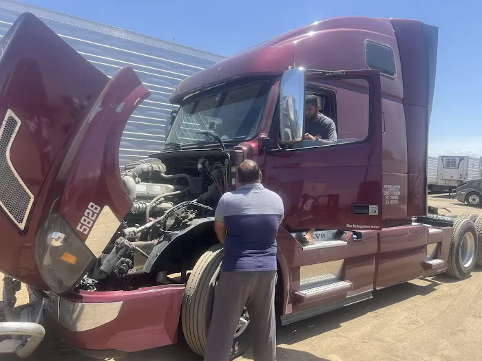 Jaguar Diesel Truck & Trailer Repair 0