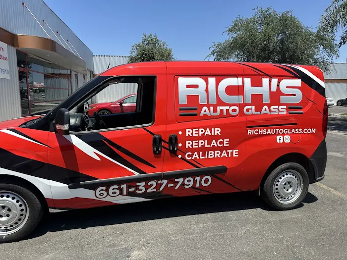 Rich's Auto Glass 7