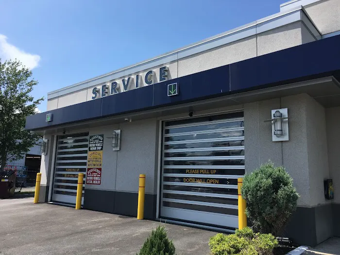 Friendly Acura of Middletown Service Department 0
