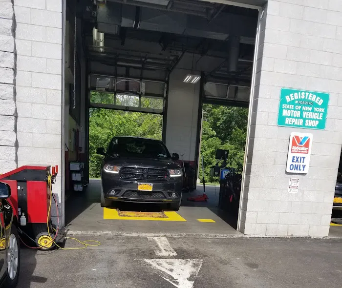 Valvoline Instant Oil Change 4