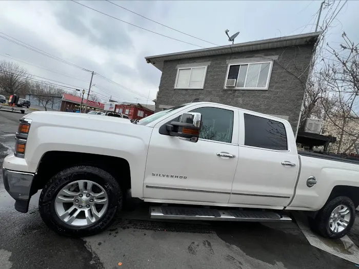 Extreme Window Tinting & Auto Detailing 3